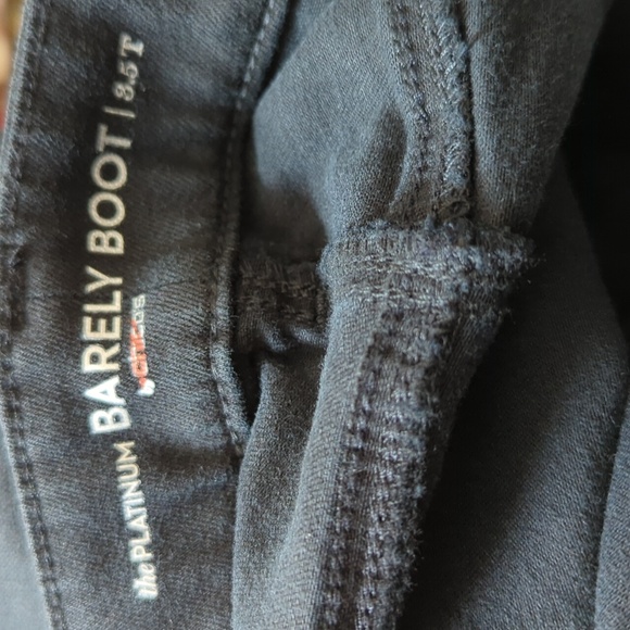 Chico's PLATINUM Barely Bootcut Jeans in Black 18 Tall - Picture 10 of 16